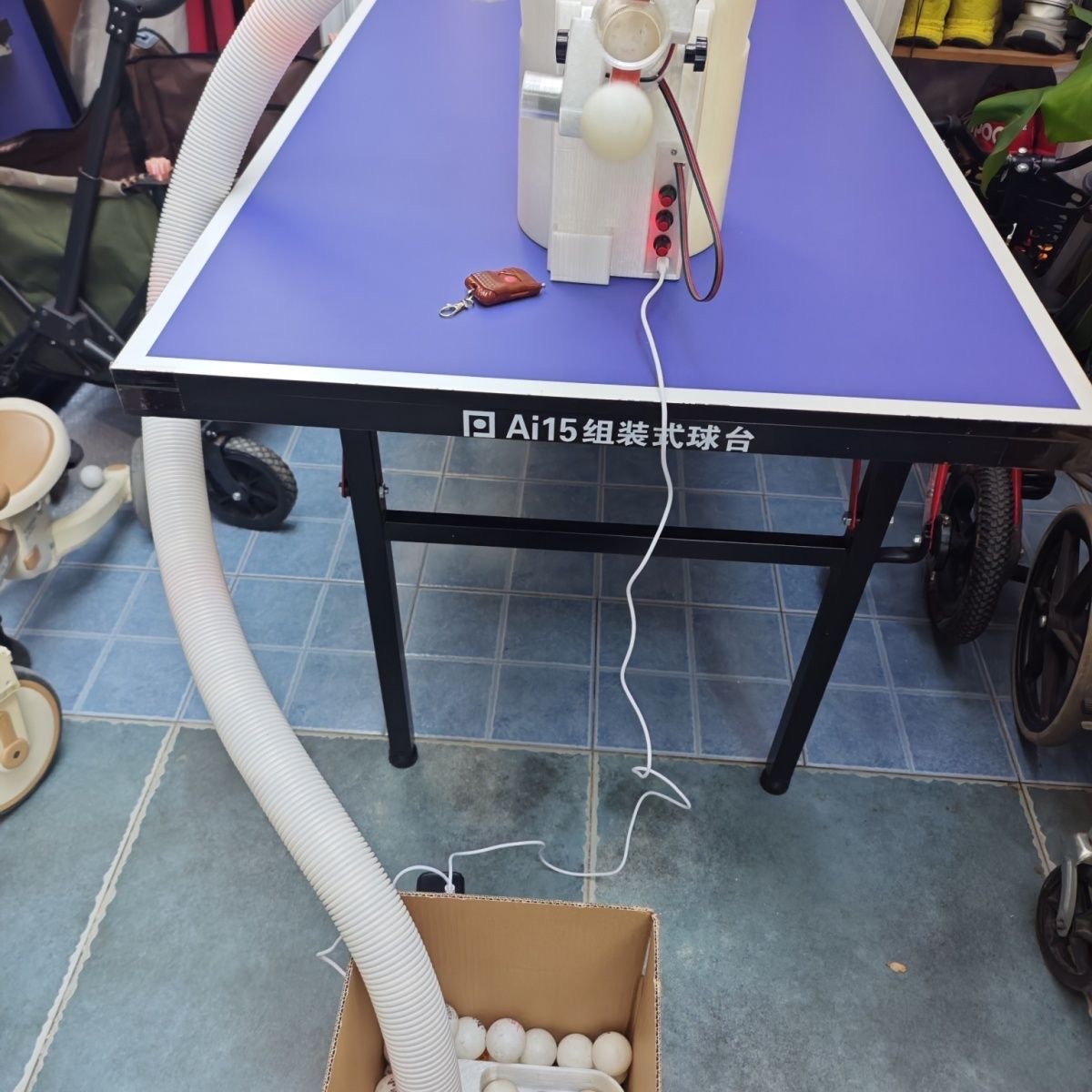Machine de chargement automati - Table Tennis Gun avis et prix